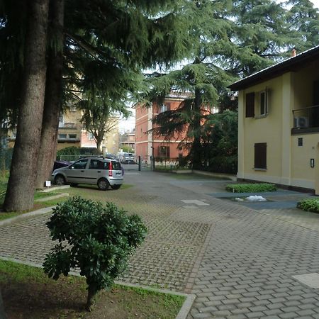 Apartamento Il Giardinetto - Smart Working - Airport - Private Parking - Private Garden - Ducati - Philip Morris Bolonia Exterior foto