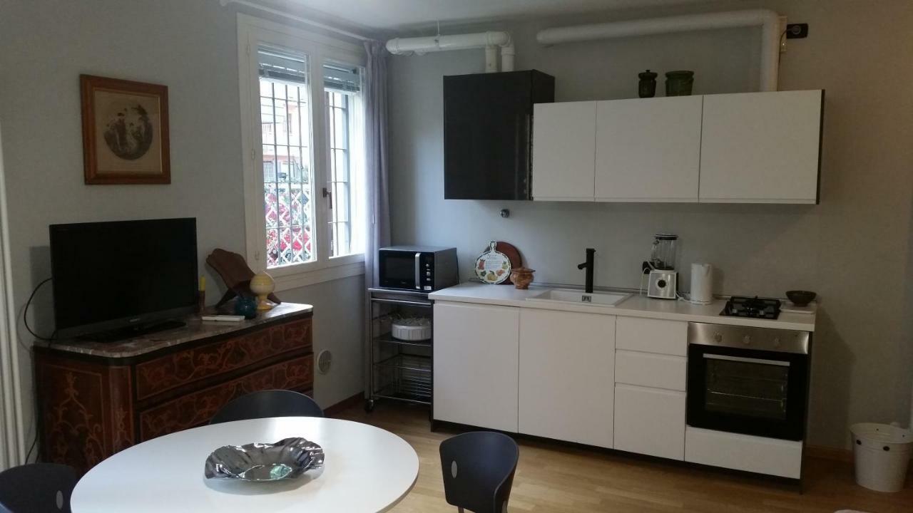 Apartamento Il Giardinetto - Smart Working - Airport - Private Parking - Private Garden - Ducati - Philip Morris Bolonia Exterior foto