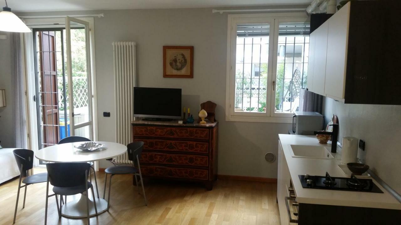 Apartamento Il Giardinetto - Smart Working - Airport - Private Parking - Private Garden - Ducati - Philip Morris Bolonia Exterior foto
