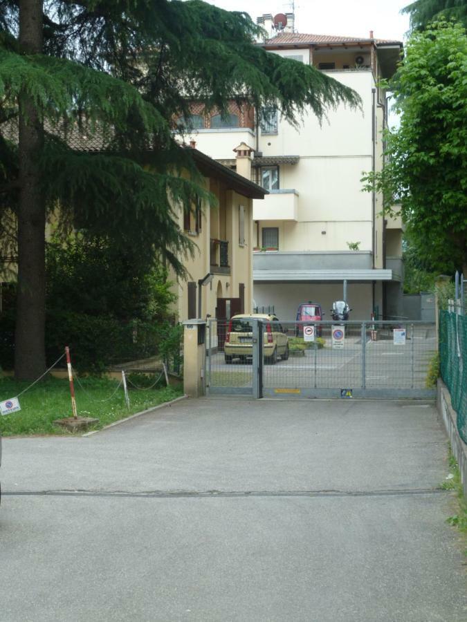 Apartamento Il Giardinetto - Smart Working - Airport - Private Parking - Private Garden - Ducati - Philip Morris Bolonia Exterior foto